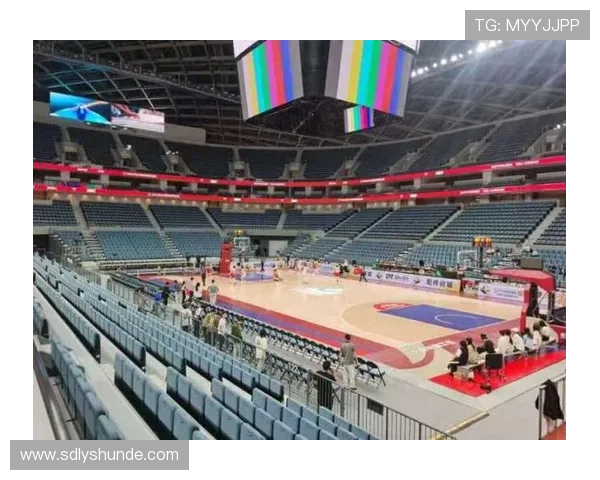 杭州篮球队在总决赛积分榜中以82分稳居首位展现强劲实力 杭州篮球队在总决赛积分榜中以82分稳居首位展现强劲实力