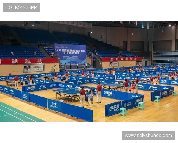 重庆乒乓球队选拔赛特别报道展现逆袭之旅的拼搏与荣耀 重庆乒乓球队选拔赛特别报道展现逆袭之旅的拼搏与荣耀