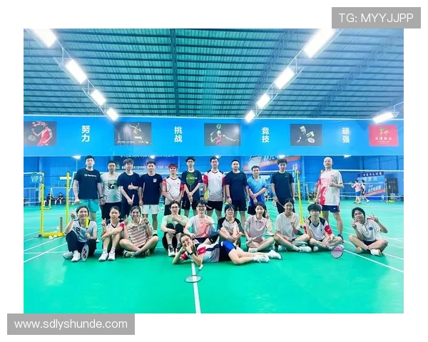 南京羽毛球队与深圳羽毛球队赛后复盘分析意识碰撞与战术对决 南京羽毛球队与深圳羽毛球队赛后复盘分析意识碰撞与战术对决